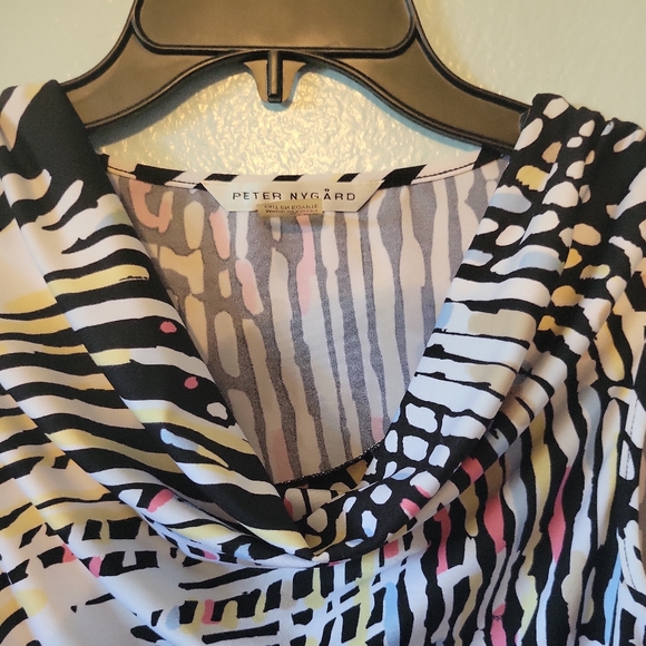 Peter Nygard Slouch Top Small petite blouse. - Picture 2 of 6